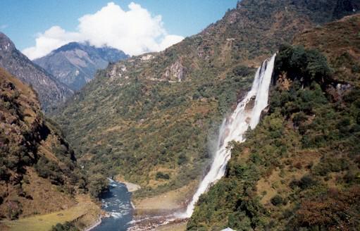 Nuranang Falls