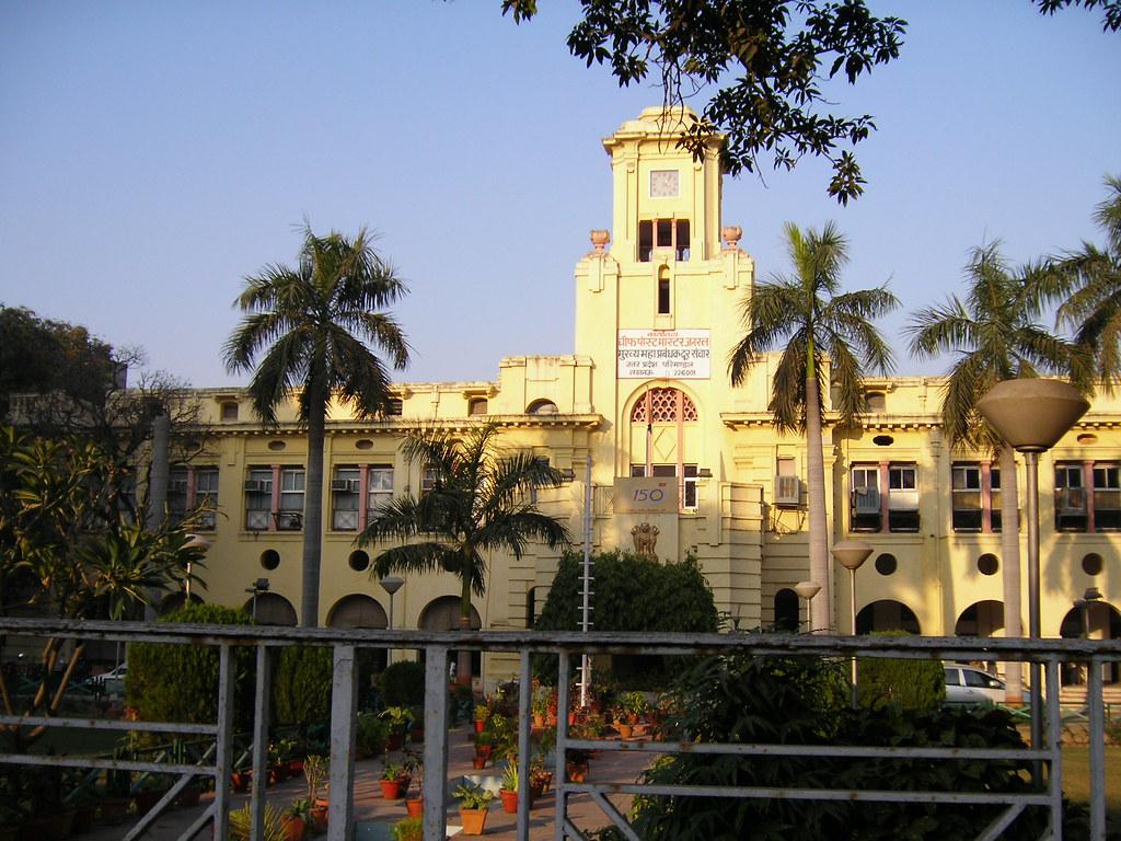 Filming at Chief Post Master General Office - Lucknow| Filmapia - real ...