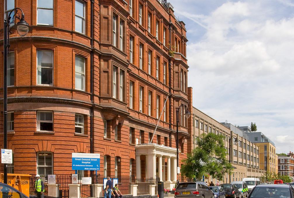 great ormond street hospital christmas presents