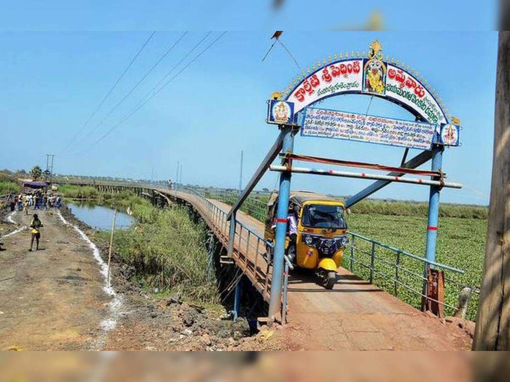 Filming at Kolletikota Bridge Filmapia real sites . reel sites
